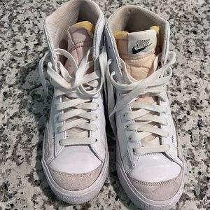 EUC Nike Hightop Blazers